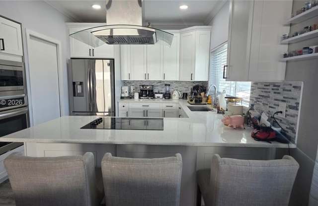 6428 Flagler St photos photos