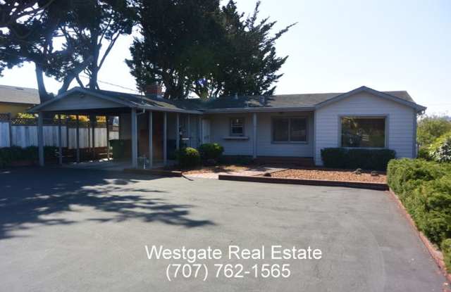3 Bed/2 Bath Single Level Country Home with Ample Storage and Gardening Assistance photos photos