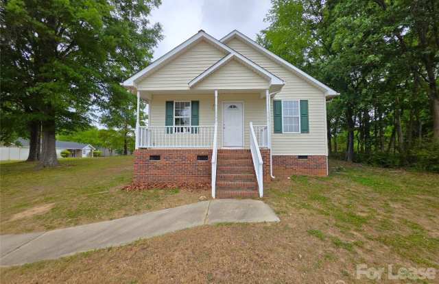 1645 Bernard Avenue - 1645 Bernard Avenue, Kannapolis, NC 28083 1645 Bernard Avenue - 1645 Bernard Avenue, Kannapolis, NC 28083