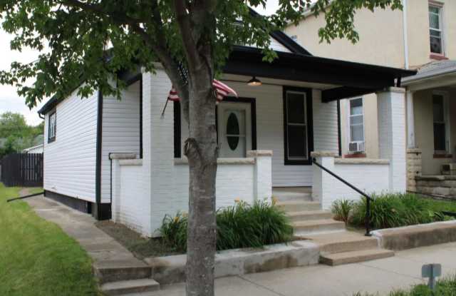 1110 North St Gallery 2