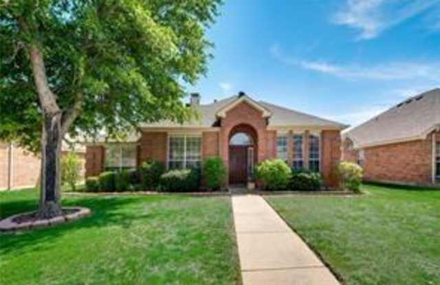 9805 Prestmont Place Gallery 2