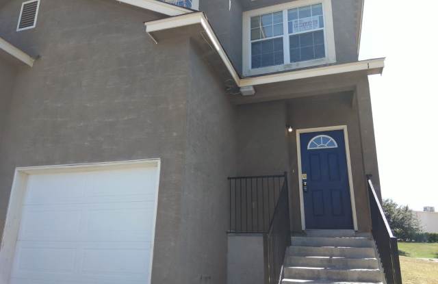 COMING SOON! 3 Bedroom/ 2.5 Bath Townhome photos photos COMING SOON! 3 Bedroom/ 2.5 Bath Townhome photos photos