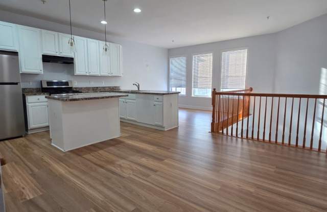 3 Bedroom 3 Level Home with Garage and Flexible Layout photos photos