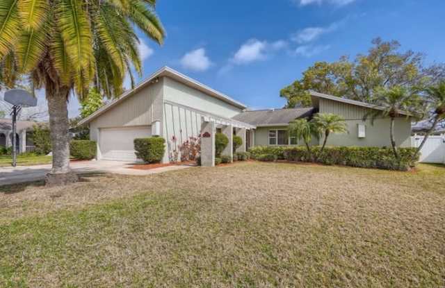 1855 Del Robles Terrace - 1855 Del Robles Terrace, Largo, FL 33764