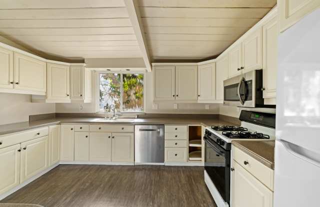 4902 54th St. photos photos