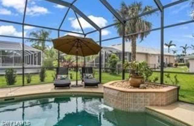 2324 SW 54th Lane photos photos