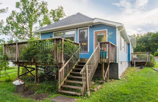708 Spears Avenue Gallery 4