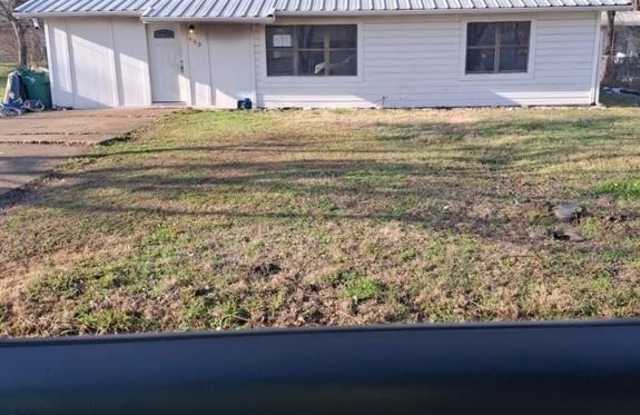 603 E 10th Street - 603 East 10th Street, Kemp, TX 75143