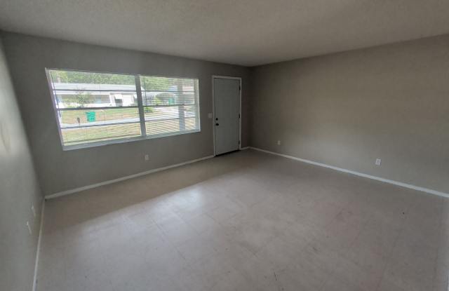 2352 S Sandburg Pt Gallery 4