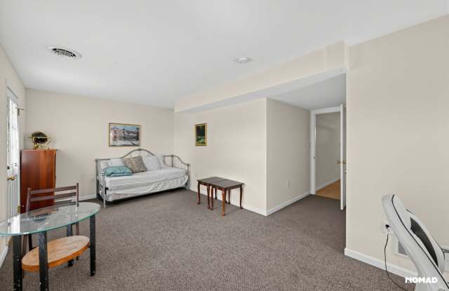 Charming 3BR House in Carlisle Gallery 4