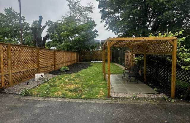 343 Beacon St. - 343 Beacon Street, Somerville, MA 02143