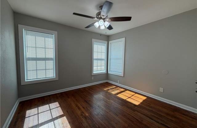 4809 Rogerson Drive Gallery 4