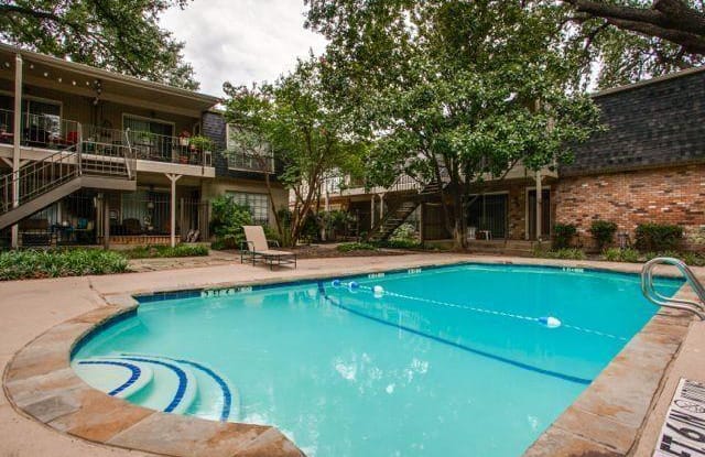 5325 Fleetwood Oaks Avenue - 5325 Fleetwood Oaks Dr, Dallas, TX 75235