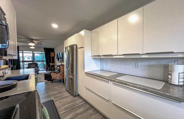 625 30TH Avenue W Gallery 3