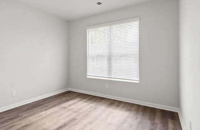 3 Bedroom Townhome in Atlanta! Gallery 3
