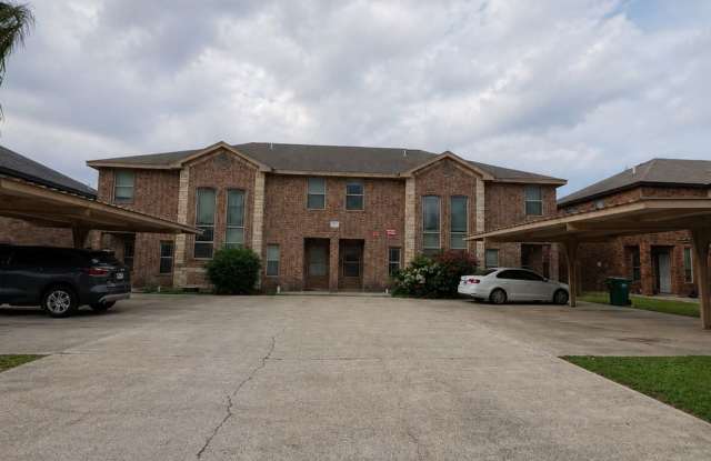 1202 W Kiwi Ave photos photos