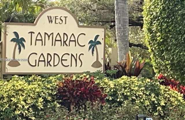 9920 NW 68th Pl photos photos