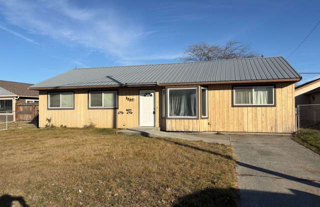 Reduced Rent-Ephrata photos photos