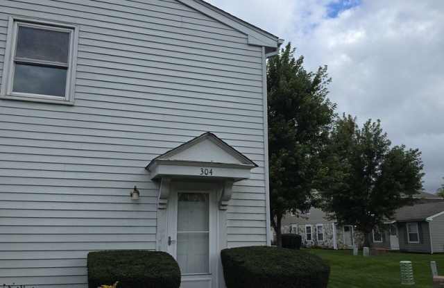 304 Creekside Court Gallery 2