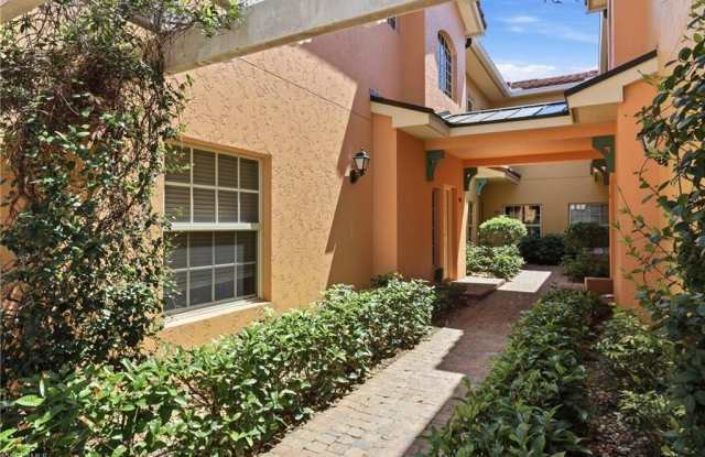 8601 Piazza Del Lago Cir Gallery 2