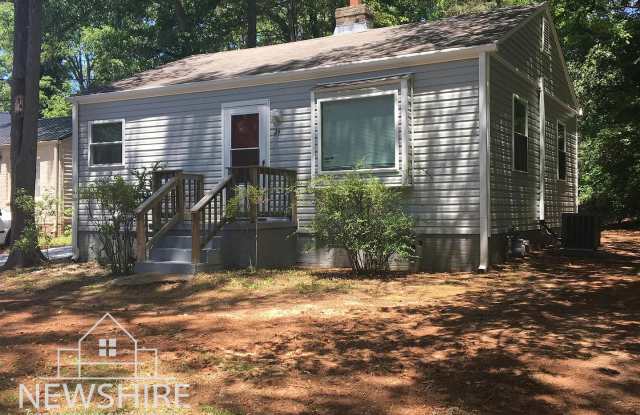 24 Prancer Ave — 2-Bedroom Home with Large Backyard in Greenville photos photos