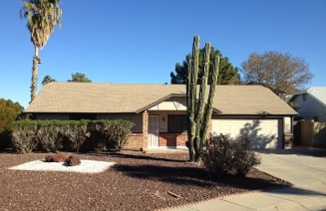 1109 N. Oak Ct. photos photos