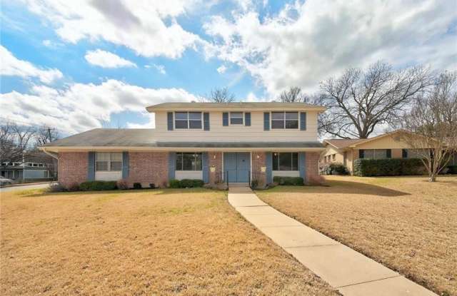 2801 Winston CT - 2801 Winston Court, Austin, TX 78731 2801 Winston CT - 2801 Winston Court, Austin, TX 78731