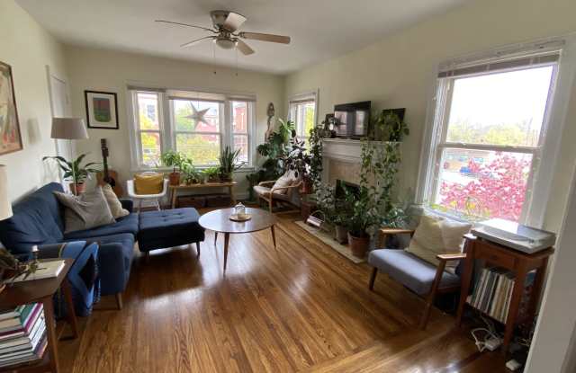 925 Nassau StreetApt 3 - 925 Nassau Street, Cincinnati, OH 45206