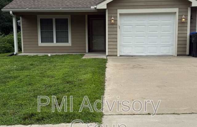 3320 SE Taurus Ave photos photos