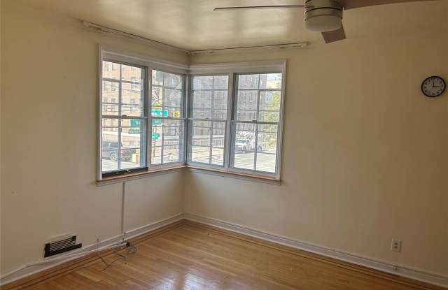 1585 New York Ave photos photos