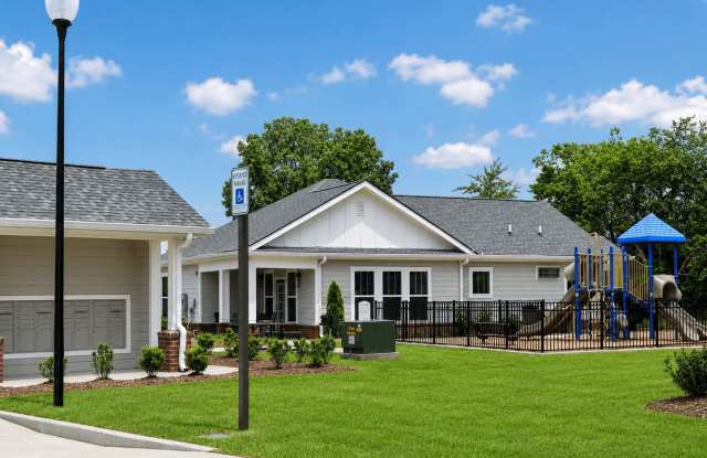Maple Crossing - Affordable Housing Gallery 3