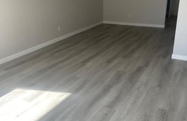 521 Courier Avenue - #C - 521 Courier Avenue, Redlands, CA 92374