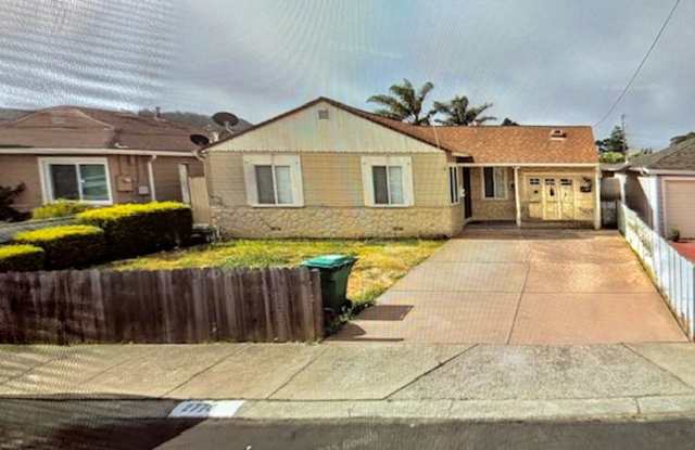 3 bed 1 bath House with 1-Car Garage in San Pablo -- COMING SOON !!! photos photos