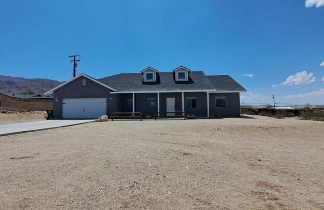3 Bedroom with open floor plan photos photos