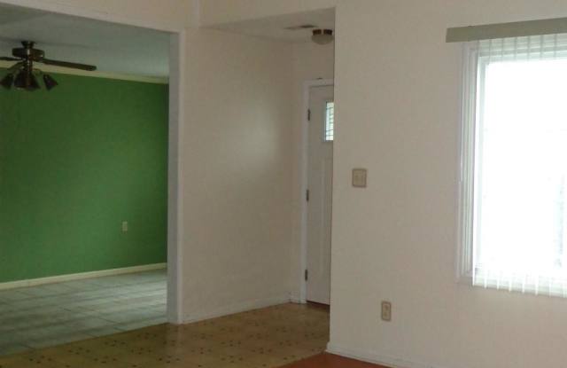 2046 Steeple Chase Court Gallery 3