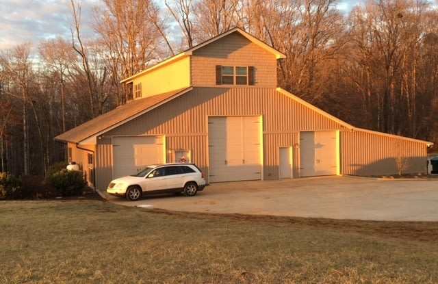 Large 1BR/1BA Barn Apt in LC, country setting near lake photos photos