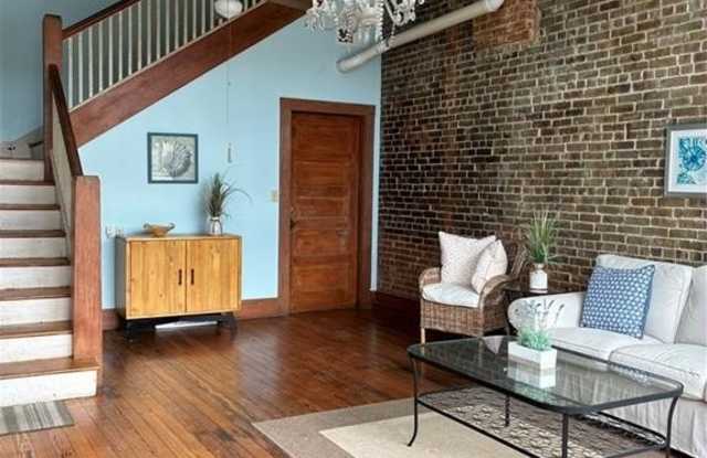 113 Walton Street Gallery 2