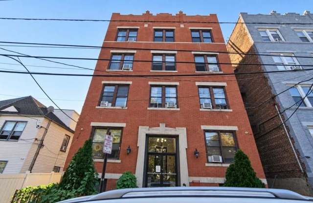 43 BROADWAY Gallery 1