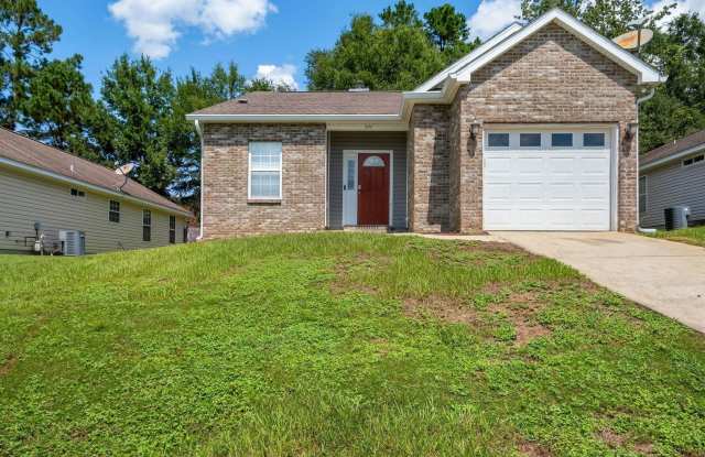 944 Saddle Creek Run Gallery 1
