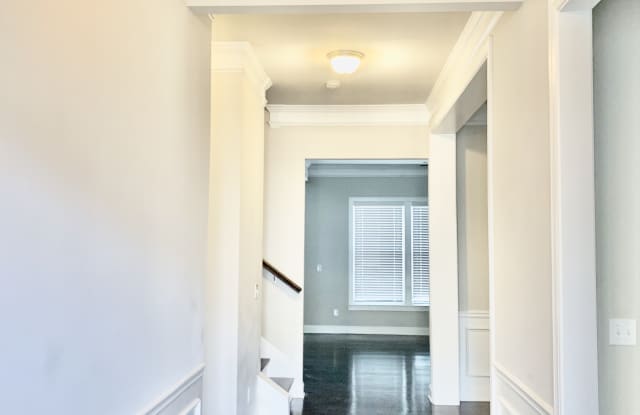516 Suwanee Park Ter Gallery 2