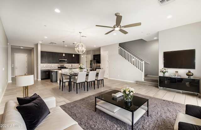 1970 W Desert Hollow Drive W photos photos