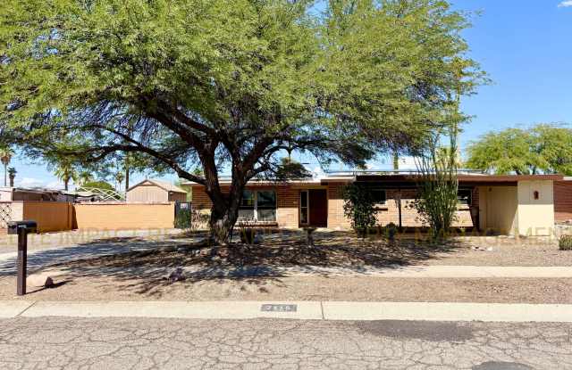 7115 East 31st Street - 7115 East 31st Street, Tucson, AZ 85710 7115 East 31st Street - 7115 East 31st Street, Tucson, AZ 85710