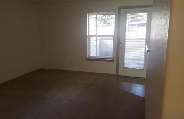 Creekside Villa Apartments Gallery 2