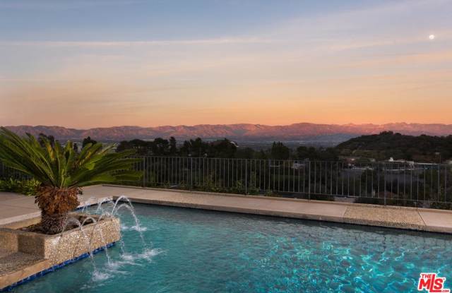 3044 ELVILL Drive Gallery 2