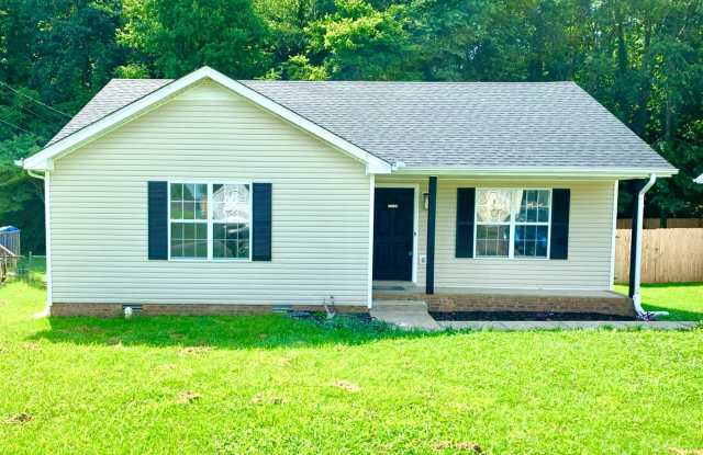 157 Monarch Ln - 157 Monarch Lane, Clarksville, TN 37042