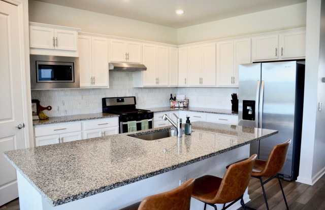 ** STUNNING 2012 NEW CONSTRUCTION 3/2 HOME IN MANATEE COVER -- UNFURNISHED\FURNISHED A GATED PARADISE MINUTES FROM MARCO ISLAND DOWNTOWN NAPLES SEEKING A SHORT-TERM OR LONG-TERM TENANT ** - 1976 Yellowfin Circle, Collier County, FL 34114 ** STUNNING 2012 NEW CONSTRUCTION 3/2 HOME IN MANATEE COVER -- UNFURNISHED\FURNISHED A GATED PARADISE MINUTES FROM MARCO ISLAND DOWNTOWN NAPLES SEEKING A SHORT-TERM OR LONG-TERM TENANT ** - 1976 Yellowfin Circle, Collier County, FL 34114