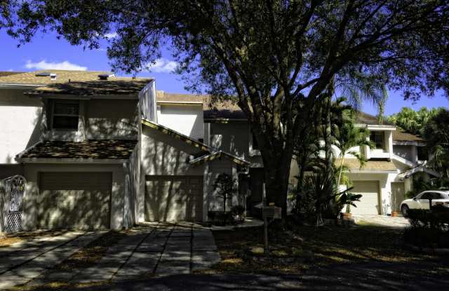 6595 Parkview Drive photos photos