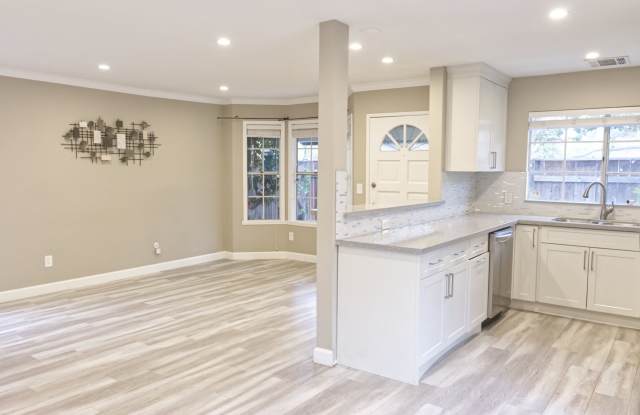 Beautiful 2 Bedroom 3 Bath Home in a Private Gated Community - 22040 Gault Street, Los Angeles, CA 91303