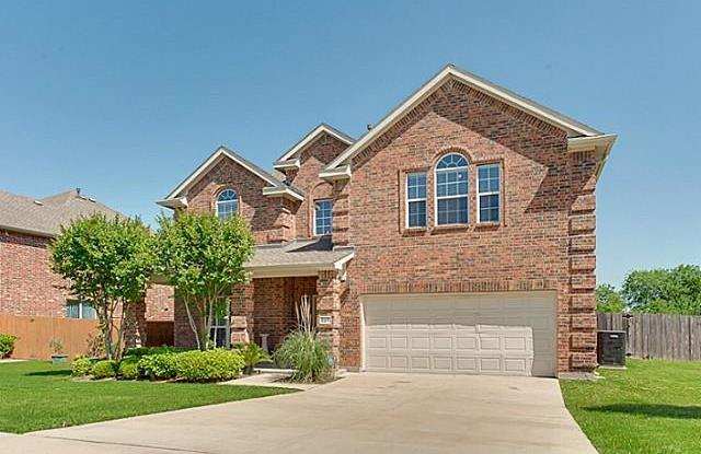 627 Lone Rider Court - 627 Lone Rider Court, Rockwall, TX 75087