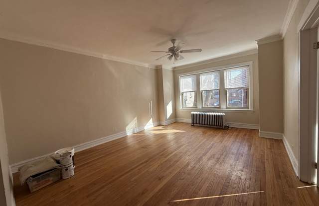 2956 West Belle Plaine Avenue photos photos